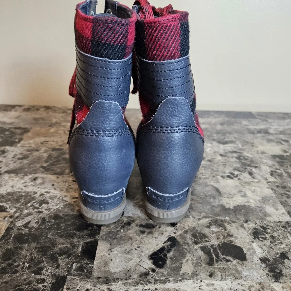 Sorel Joan of Arctic Wedge II‎ Buffalo Plaid Boots Red Black Women's 5 EUR 37